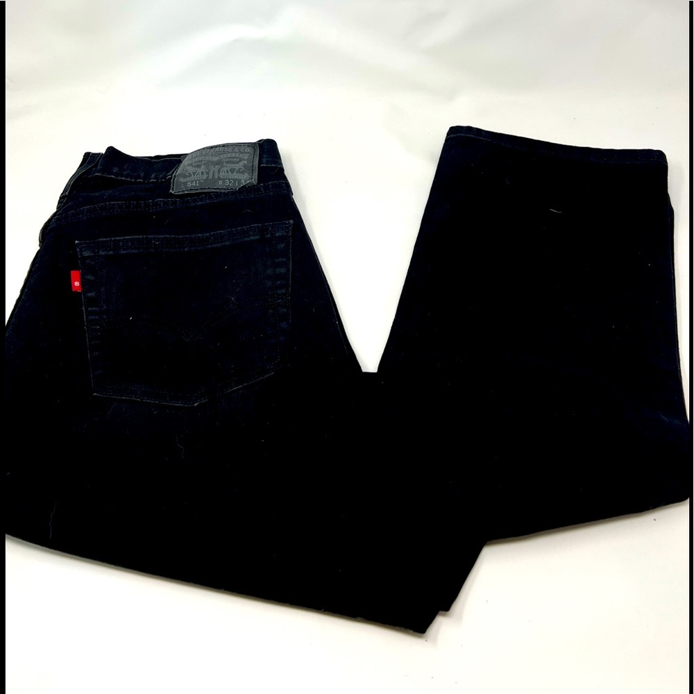 513 Levi’s Strauss Men Jeans. W / 36.  L / 34.  Black